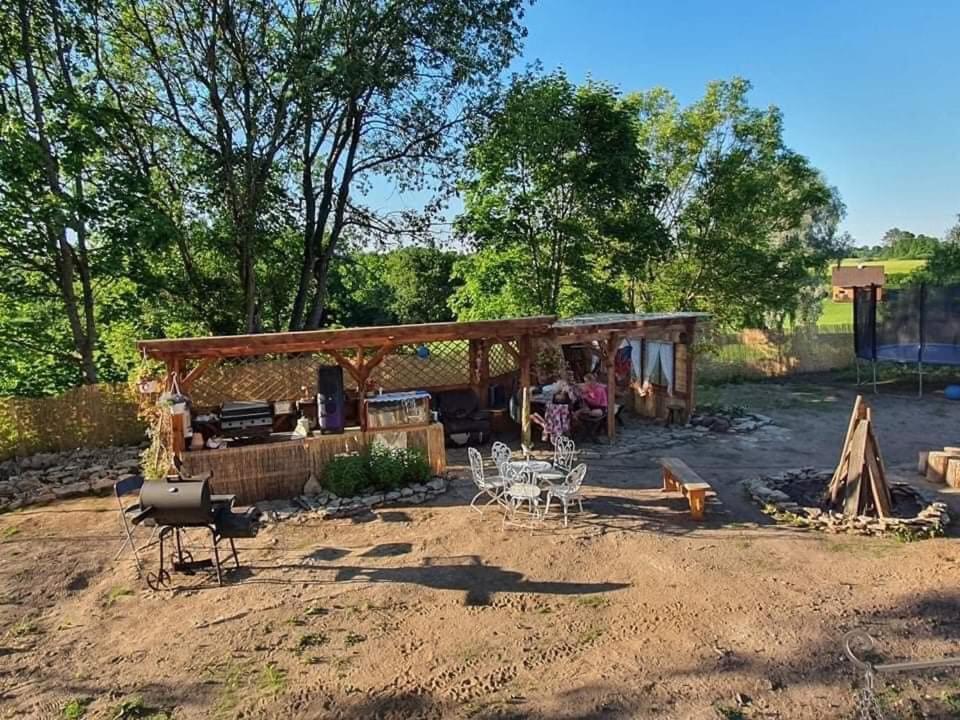 B&B Rando&Kärdi juures OÜ Luganuse Bagian luar foto